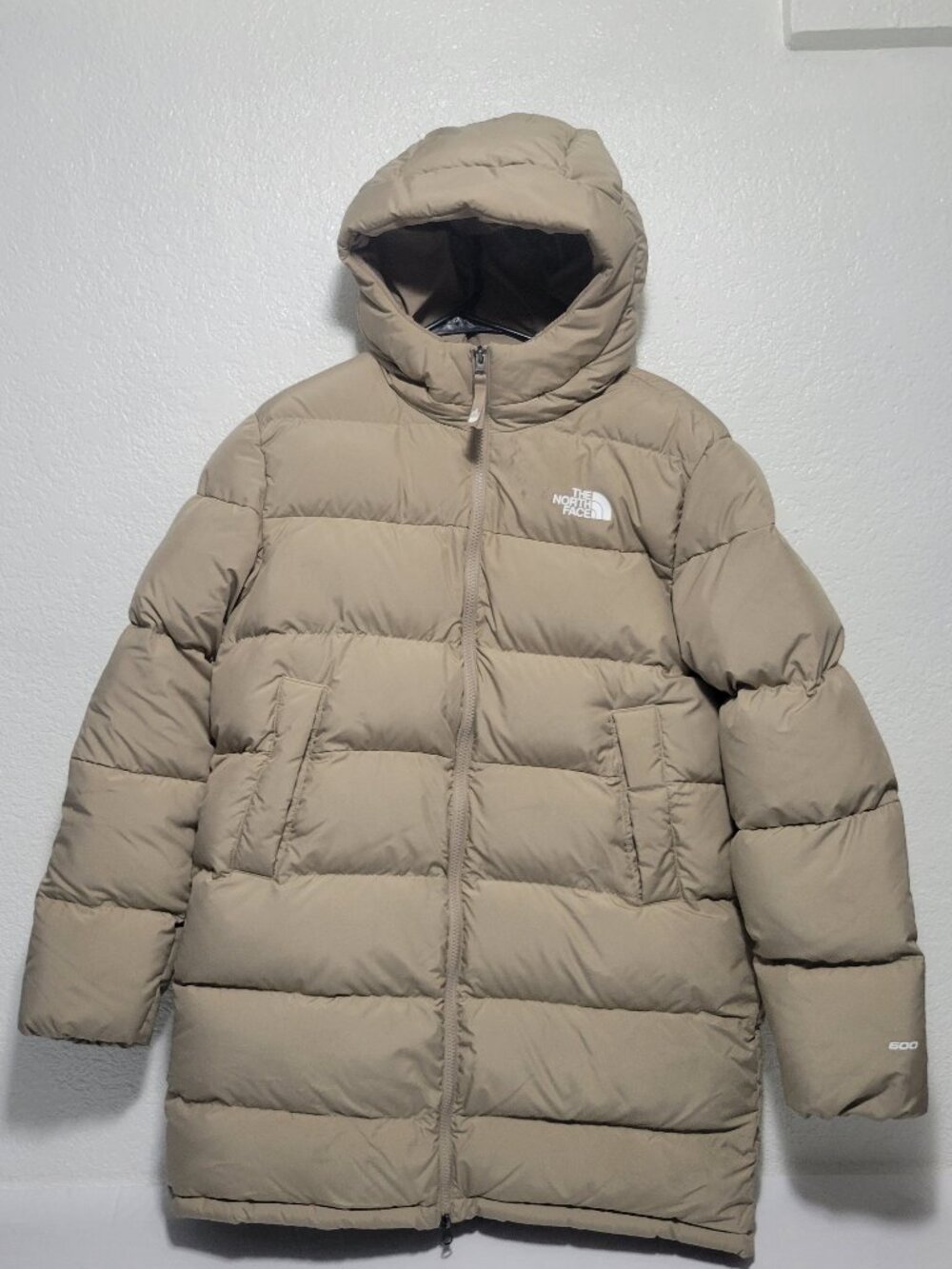 The North Face Gotham Parka Women's Size Medium (M) Waterproof Jackets.